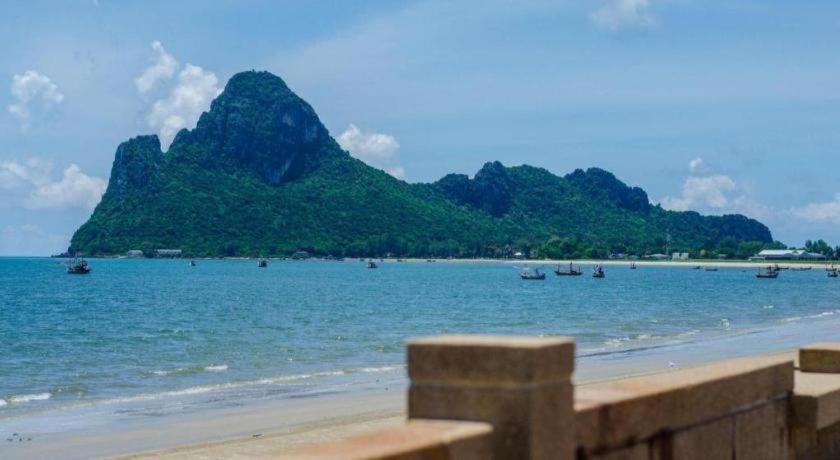 De Hostel Prachuap Khiri Khan Eksteriør billede