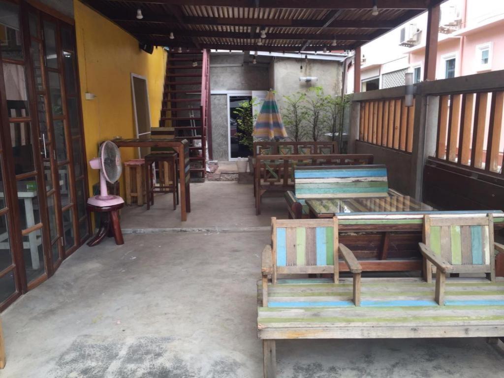 De Hostel Prachuap Khiri Khan Eksteriør billede