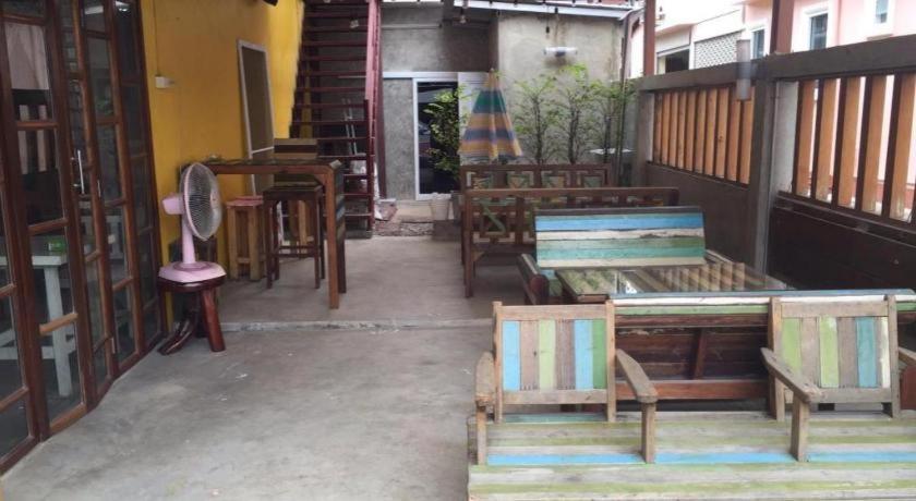 De Hostel Prachuap Khiri Khan Eksteriør billede