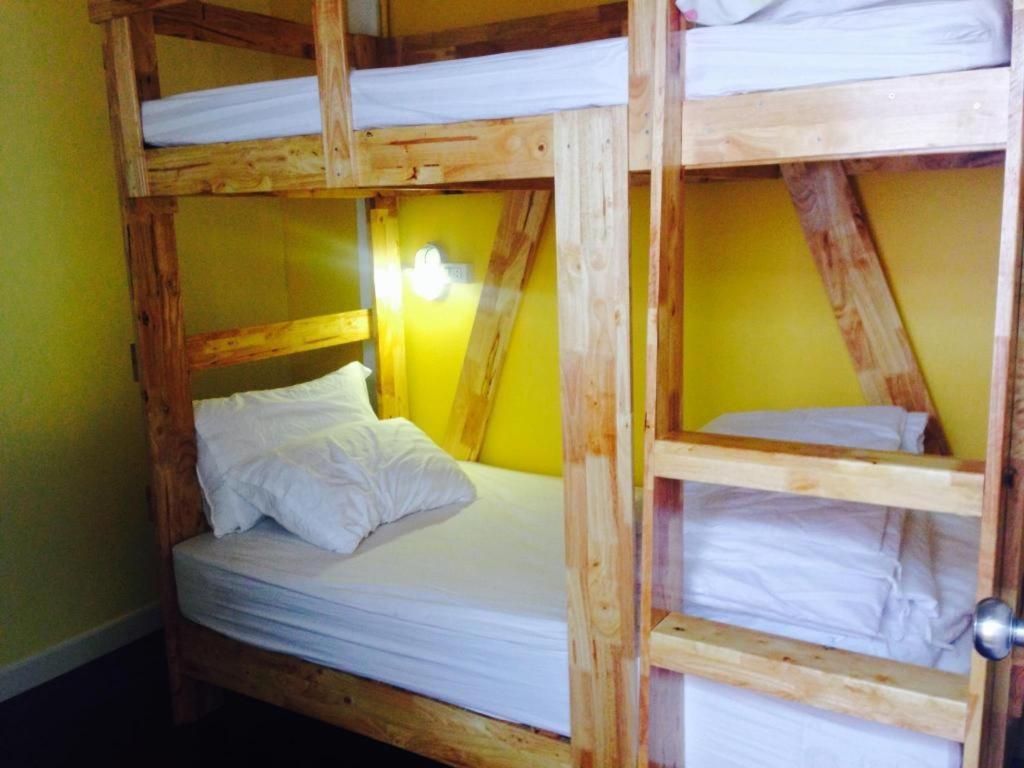 De Hostel Prachuap Khiri Khan Eksteriør billede